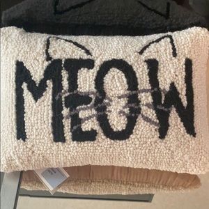 Small Meow Pillow.  NWT